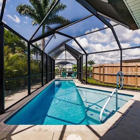 New! Dock Canal Family Home W/Pool & Gulf Access! North Fort Myers Exterior photo