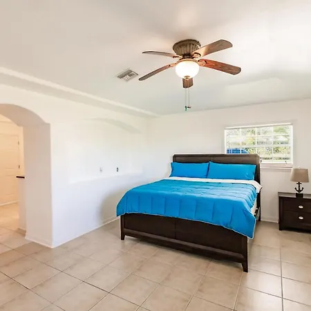 New! Dock Canal Family Home W/Pool & Gulf Access! North Fort Myers Exterior photo
